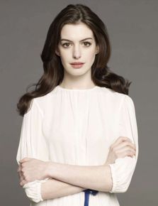 高清安妮·海瑟薇(Anne Hathaway)图片